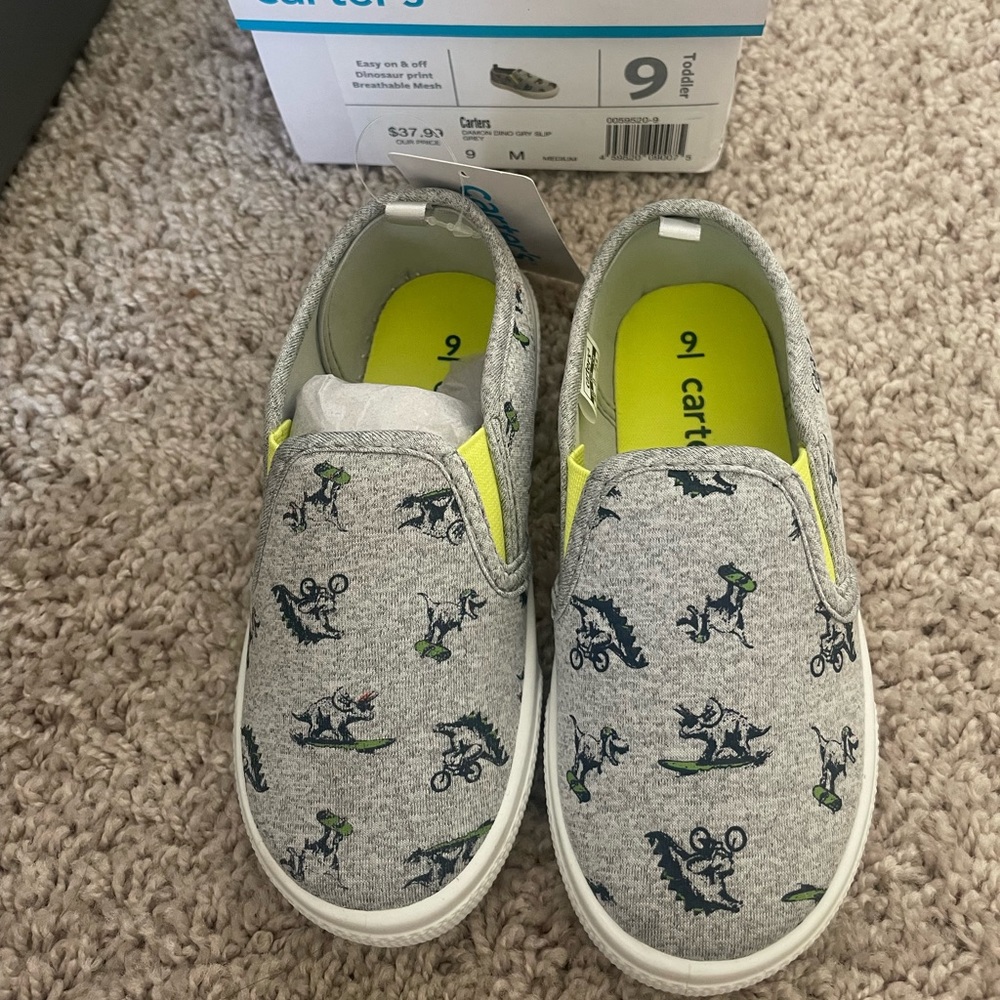 NWT Dinosaur Slip On Shoes Toddler Size 9